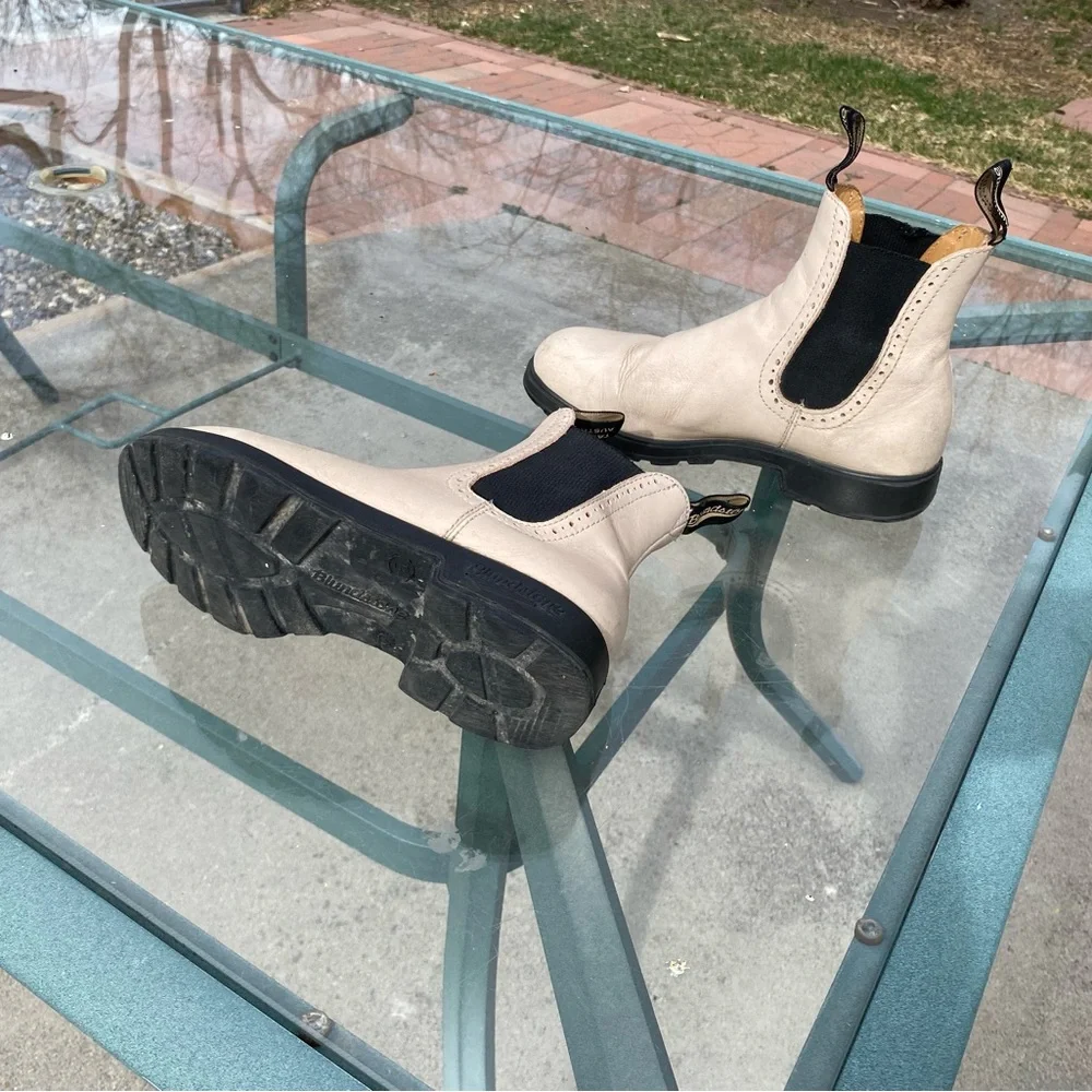 Blundstone Women's Cream Boots - Picture 5 of 8